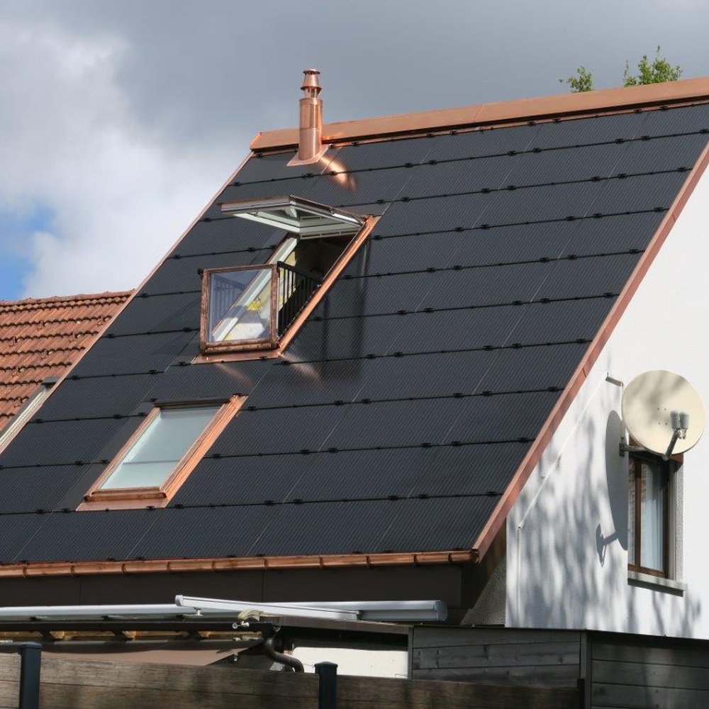 Dachsanierung mit Photovoltaik-Dachanlage