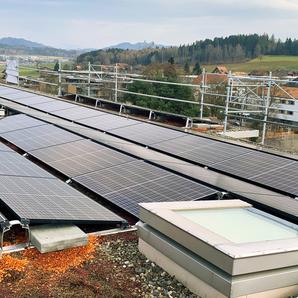 eine weitere Solaranlage