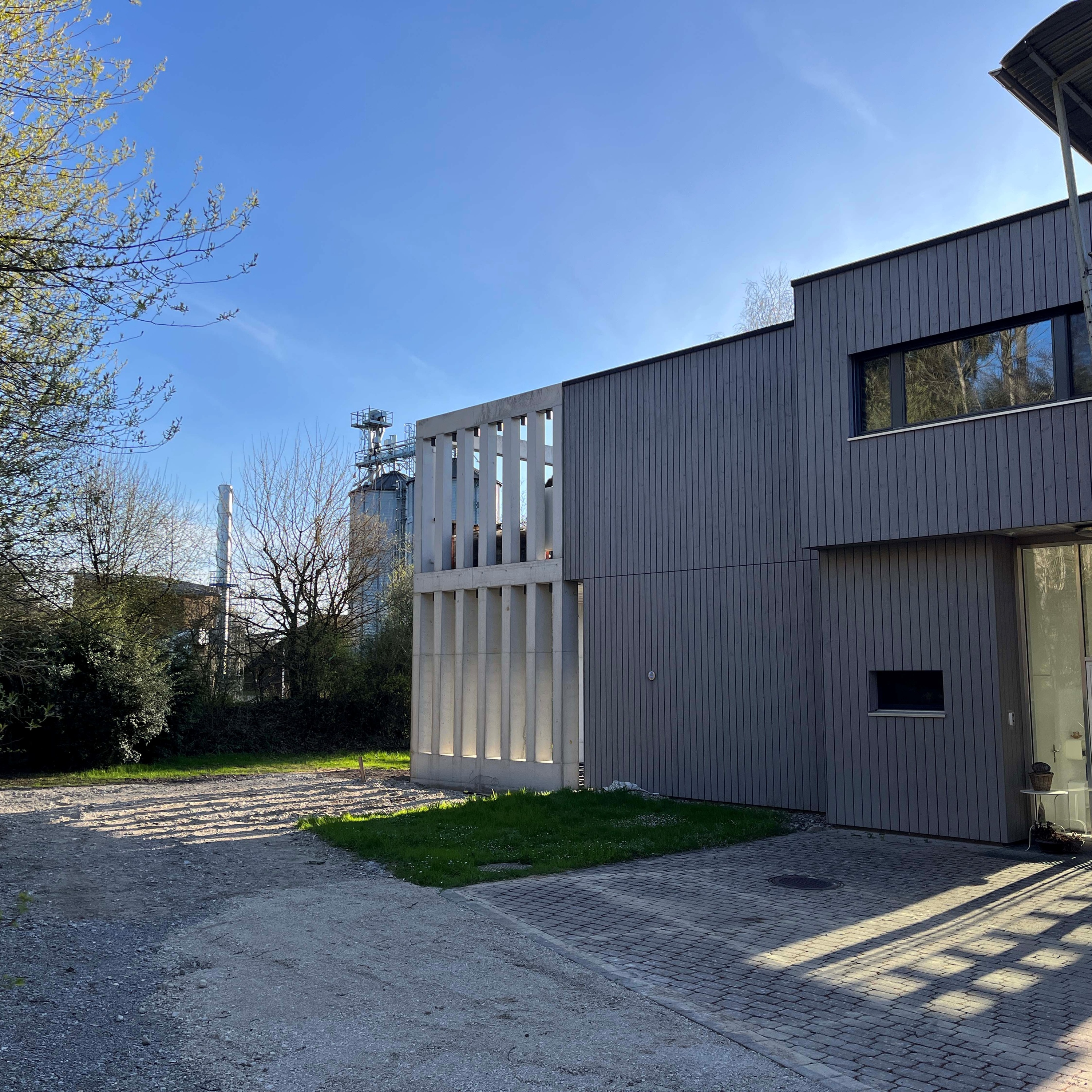 Betonpoesie in Säriswil 🏗️✨